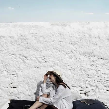 Nomad Mykonos 5*