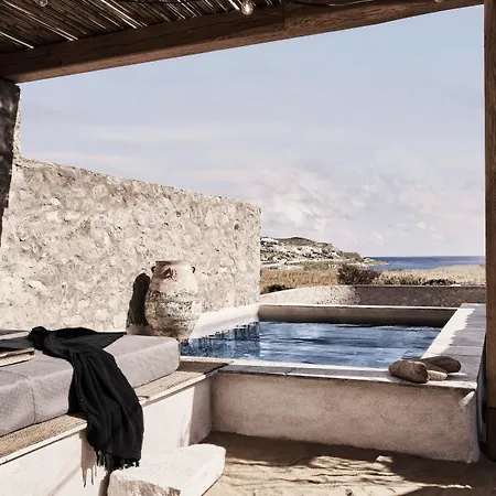 Nomad Mykonos 5* Καλαφάτη
