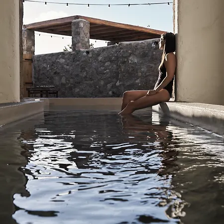 Nomad Mykonos ホテル 5*